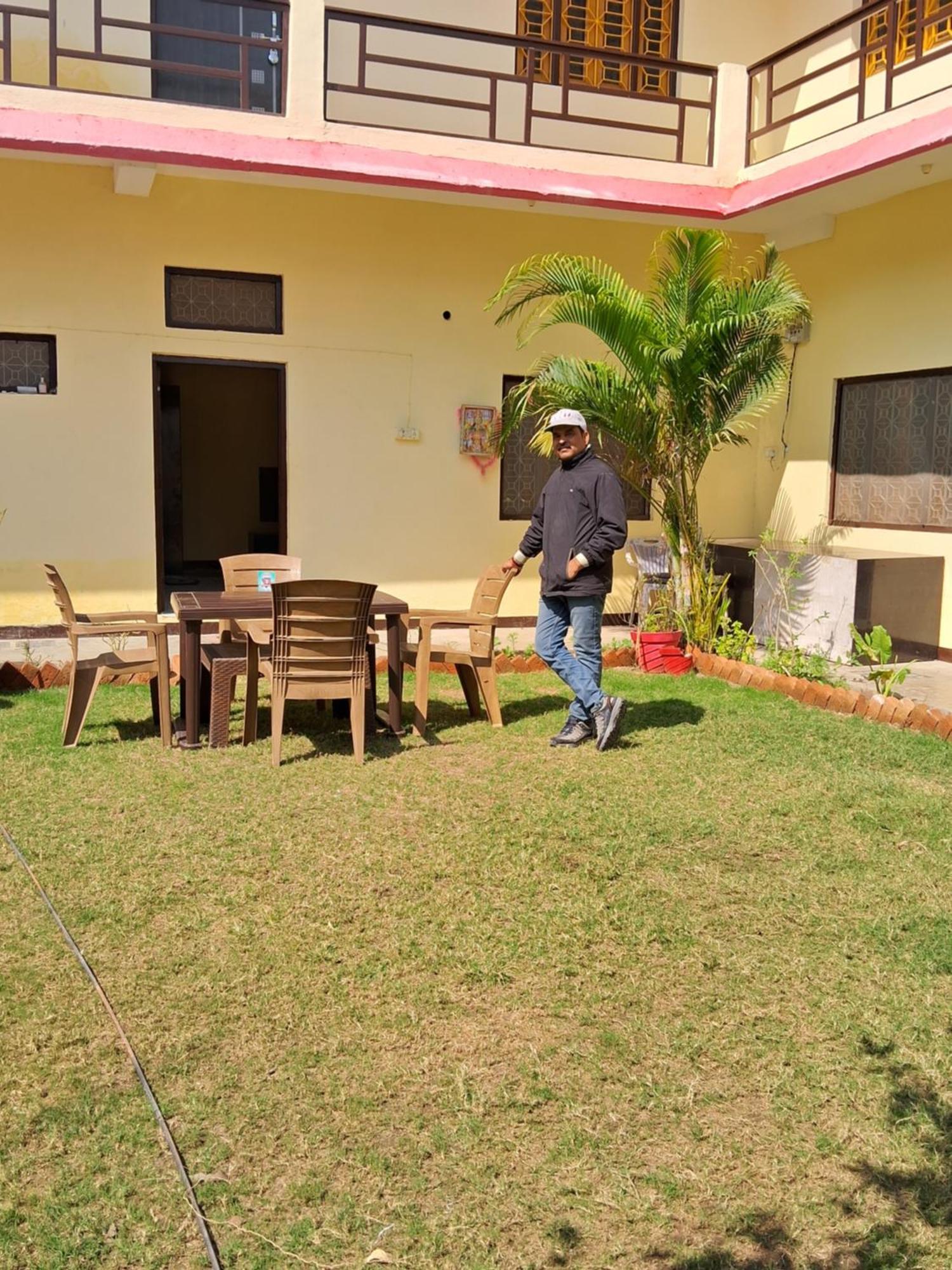 Blue Sky Homestay Khajurāho Exterior foto